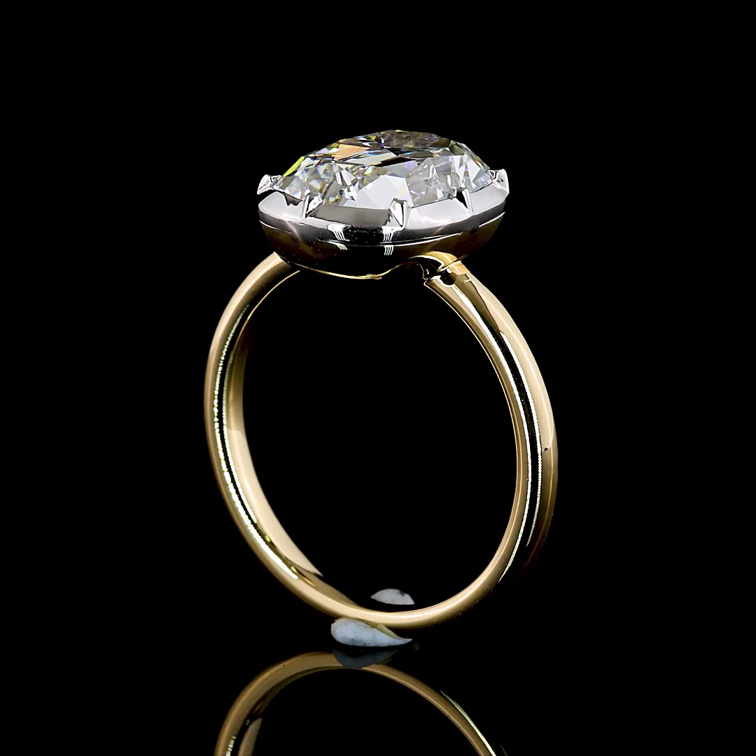 4.21 Cts 14k Two Tone Antique Cushion Shape Solitaire Ring - Image 2