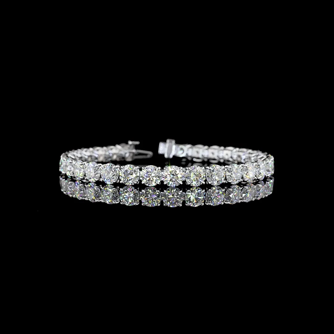 21.71 Cts 14k White Gold Round Shape Tennis Bracelet - Video