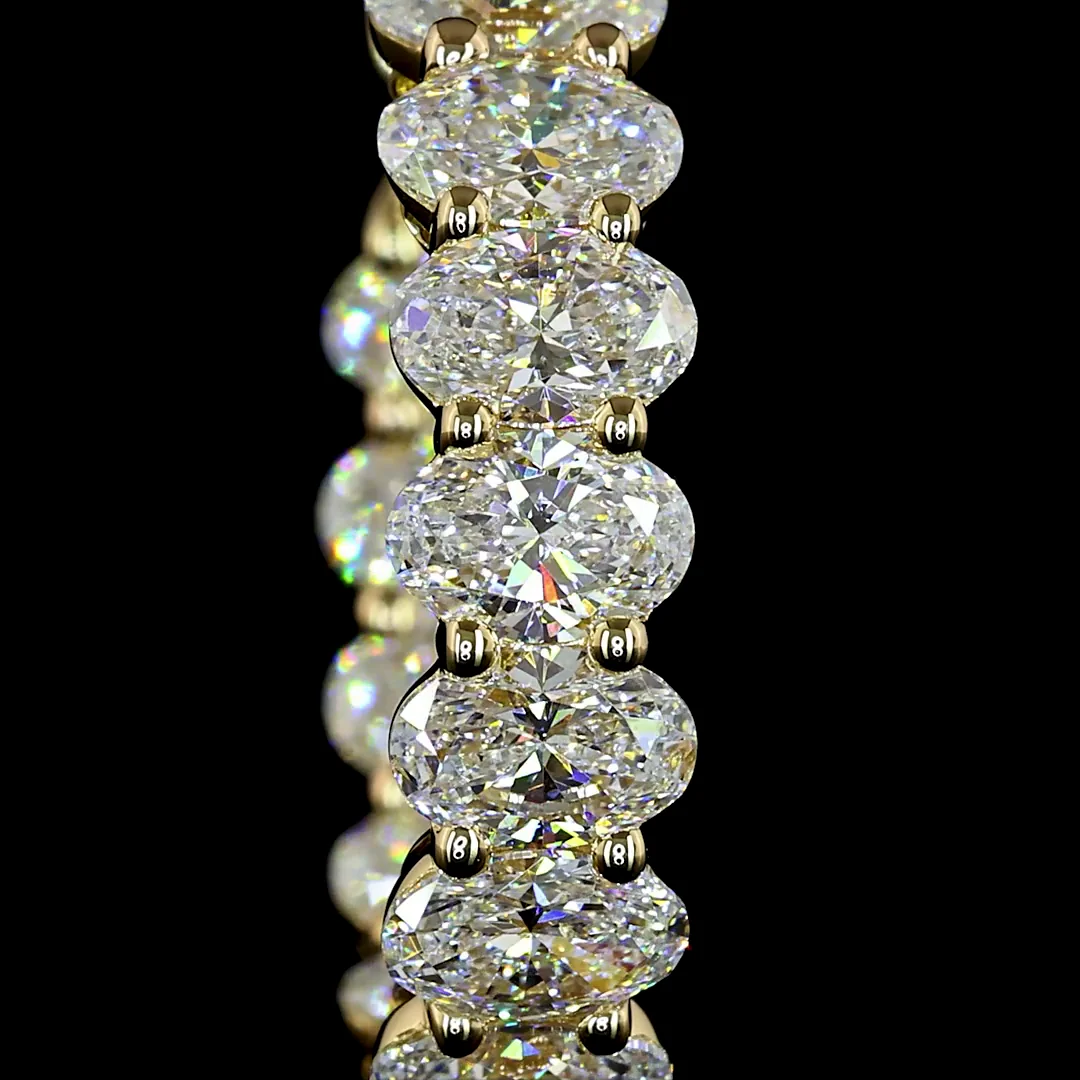 5.77 Cts 14k Yellow Gold Oval Shape Huggies Earring - Image 3