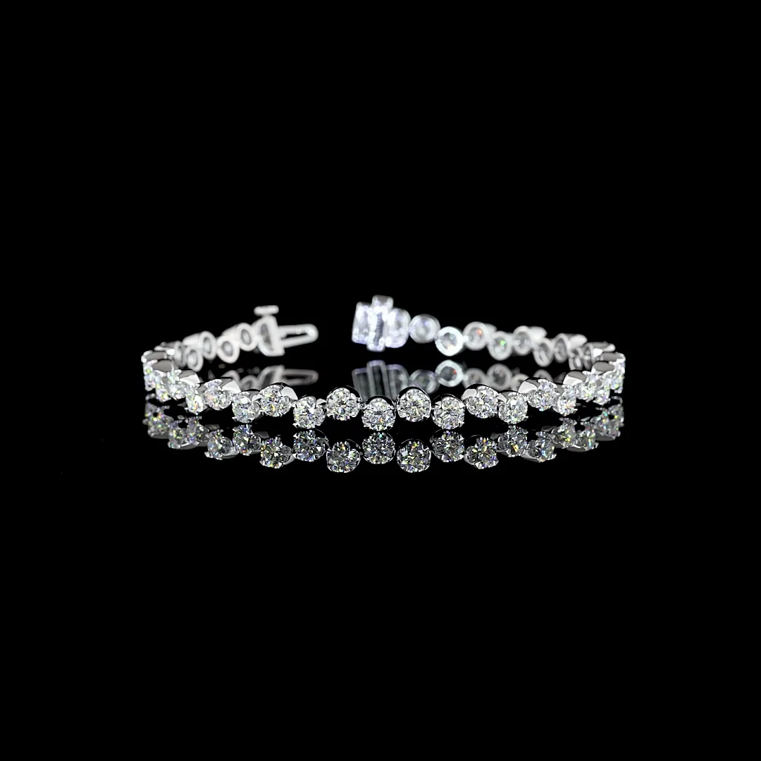 6.84 Cts 18k White Gold Round Shape Tennis Bracelet - Video