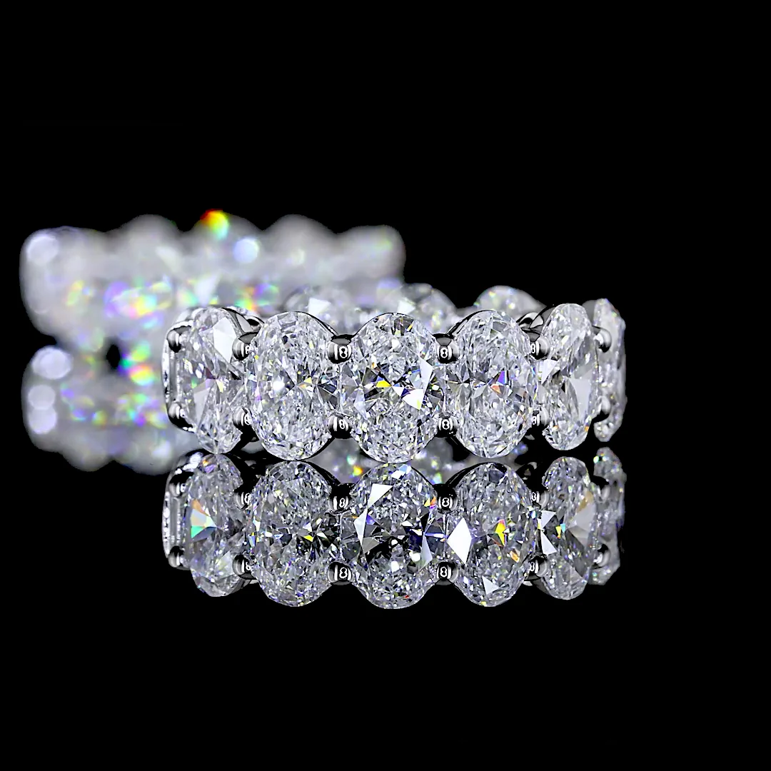 3.42 Cts 14k Yellow Gold Oval Shape Huggies Earring - Image 4