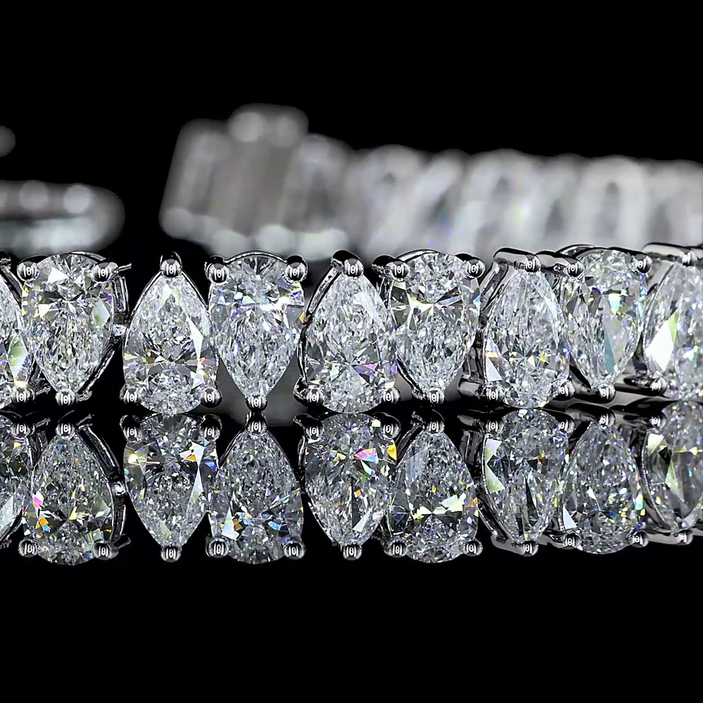 11 Cts 14k White Gold Pear Shape Tennis Bracelet - Image 2