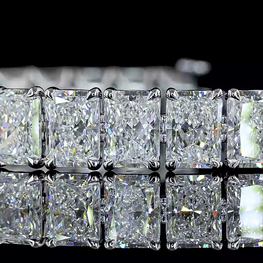 28.5 Cts 14k White Gold Radiant Shape Tennis Bracelet - Image 2