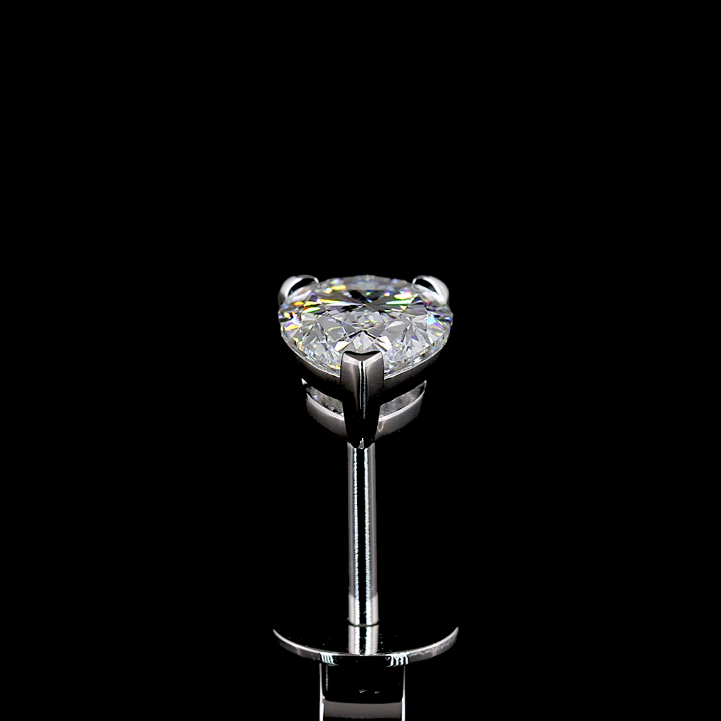 1.47 Cts 14k White Gold Pear Shape Studs Earring - Image 2