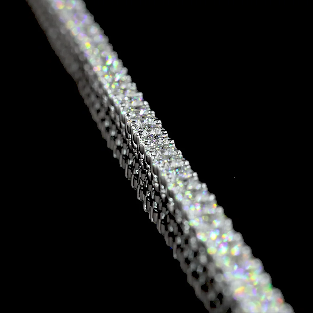 10 Cts 14k White Gold Round Shape Tennis Necklace - Image 2