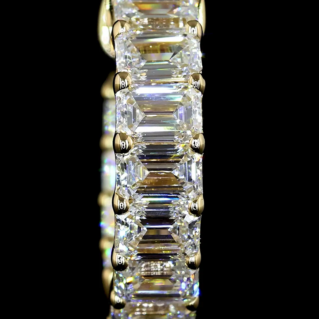 1.97 Cts 14k Yellow Gold Emerald Shape Huggies Earring - Image 3