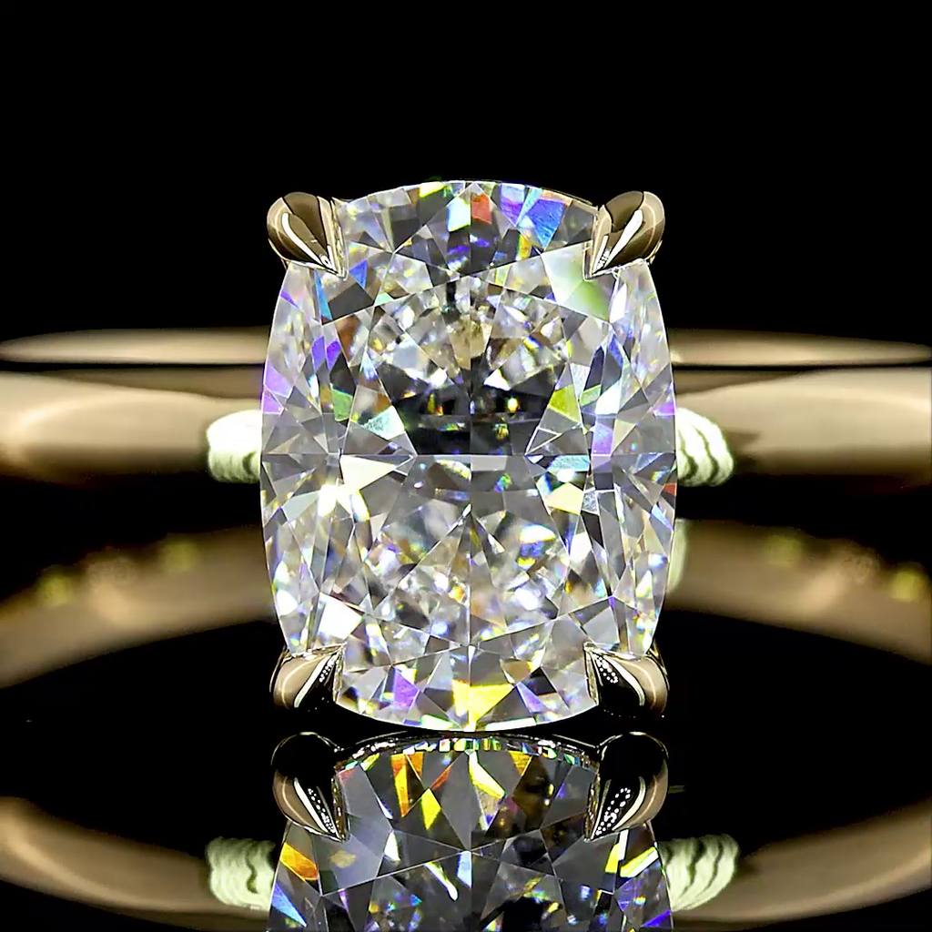 1.5 Cts 14k Yellow Gold Cushion Modified Shape Solitaire Ring - Image 3