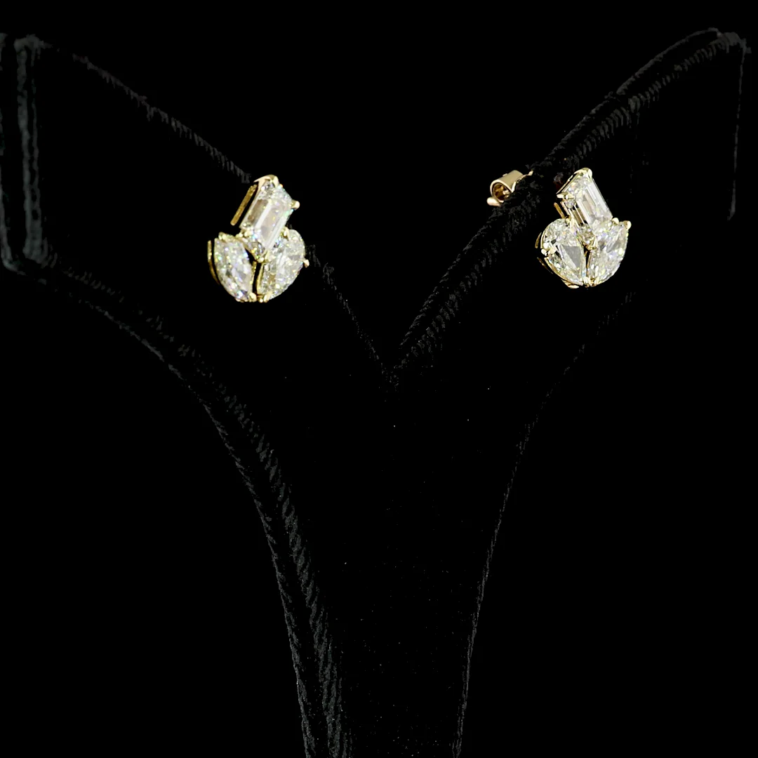 2.94 Cts 14k Yellow Gold Mix Shape Studs Earring - Image 2