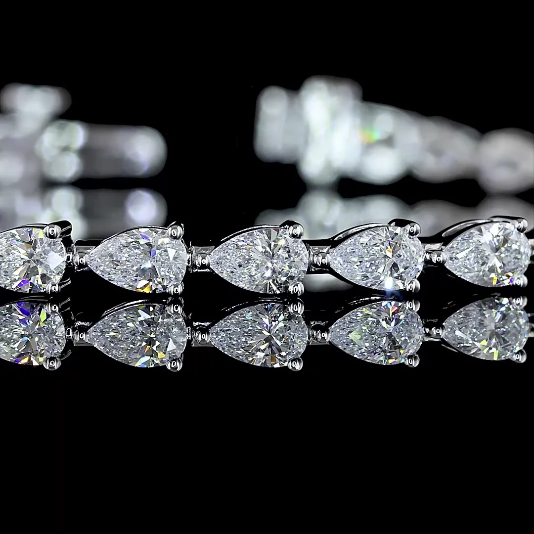 4.06 Cts 14k White Gold Pear Shape Tennis Bracelet - Image 2