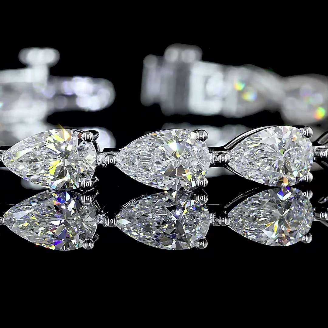 12.24 Cts 14k White Gold Pear Shape Tennis Bracelet - Image 2