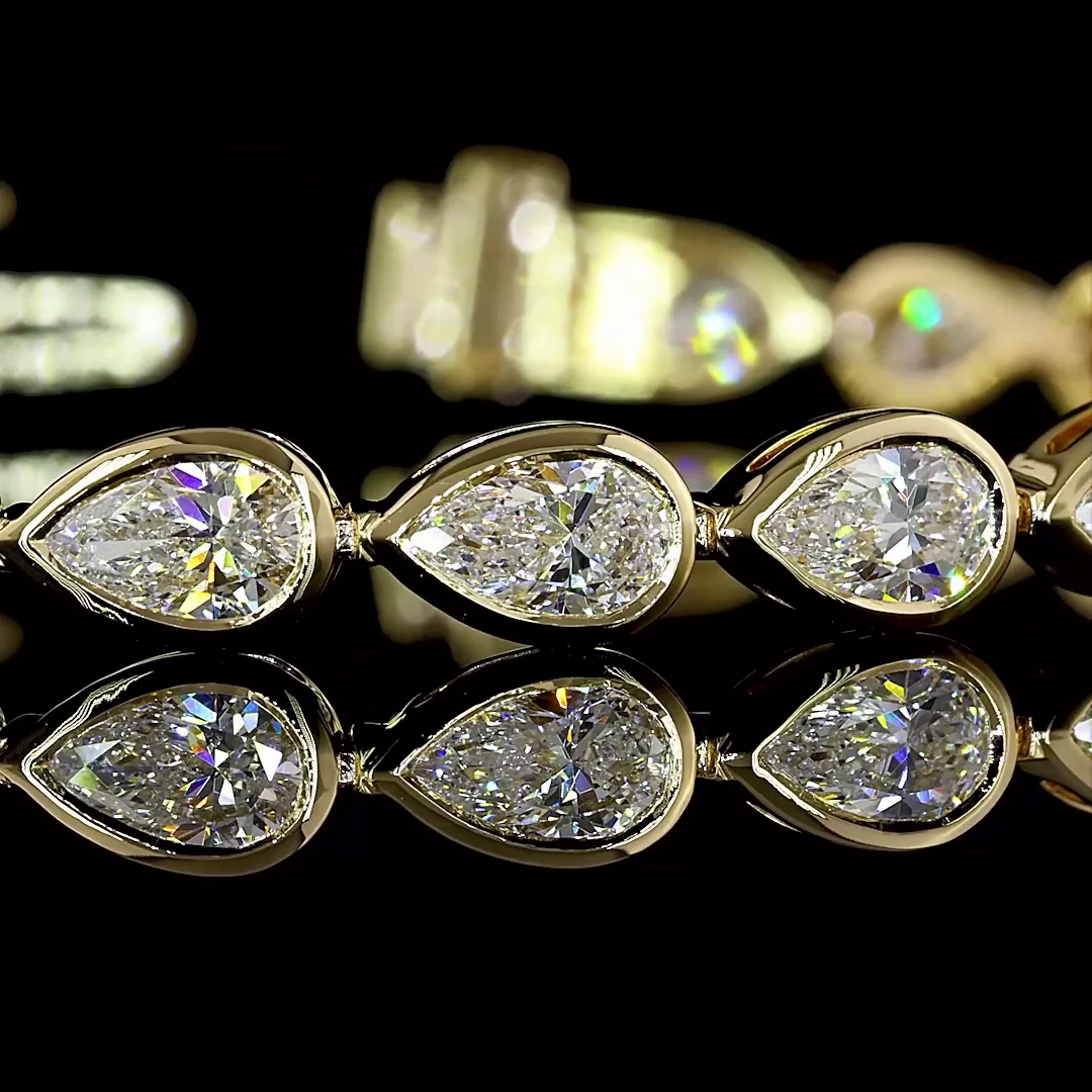 7.62 Cts 14k Yellow Gold Pear Shape Tennis Bracelet - Image 2