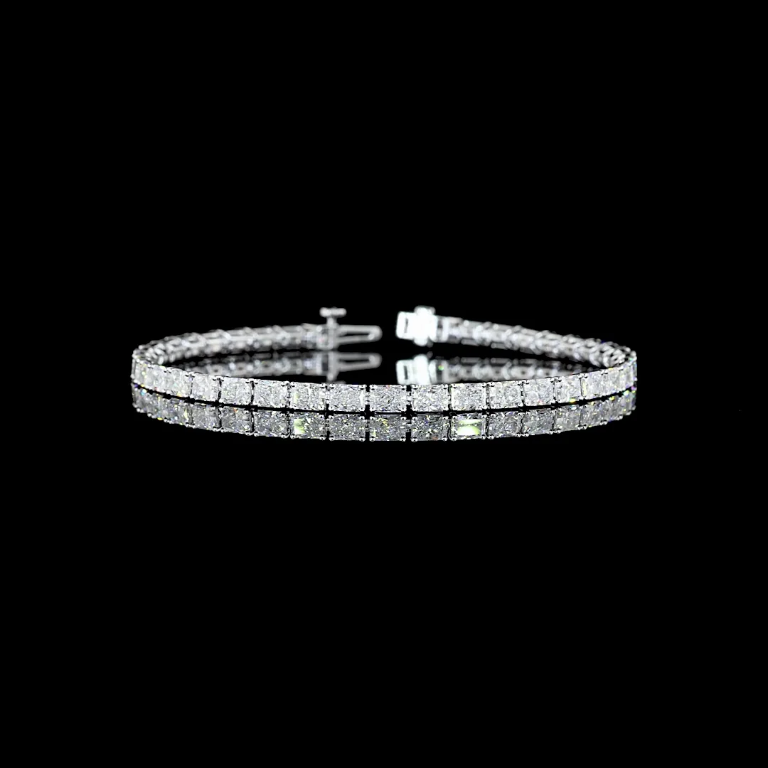 8.36 Cts 14k White Gold Radiant Shape Tennis Bracelet - Video
