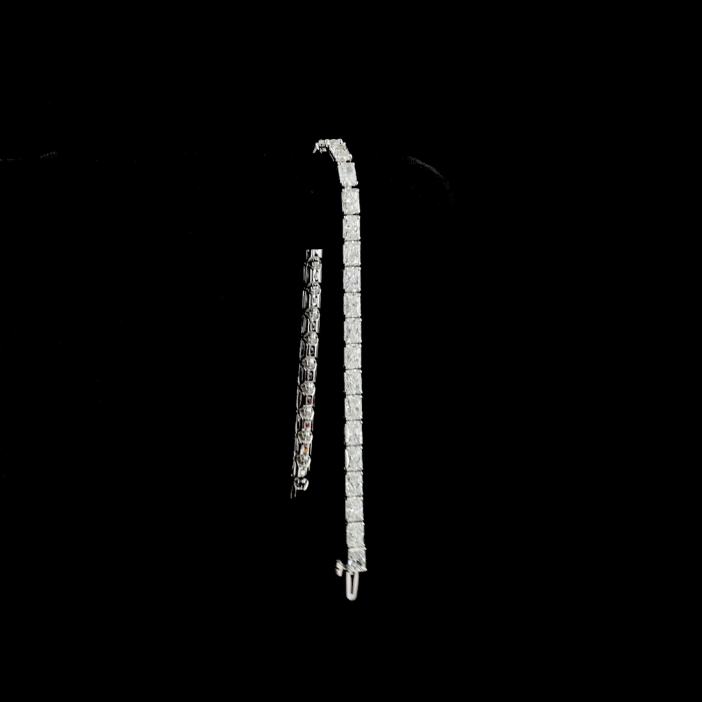 11.24 Cts 14k White Gold Radiant Shape Tennis Bracelet - Image 3