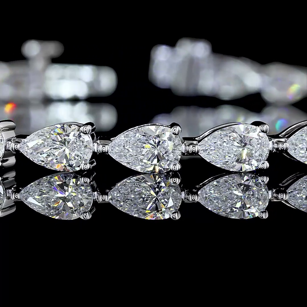 6.52 Cts 14k White Gold Pear Shape Tennis Bracelet - Image 2