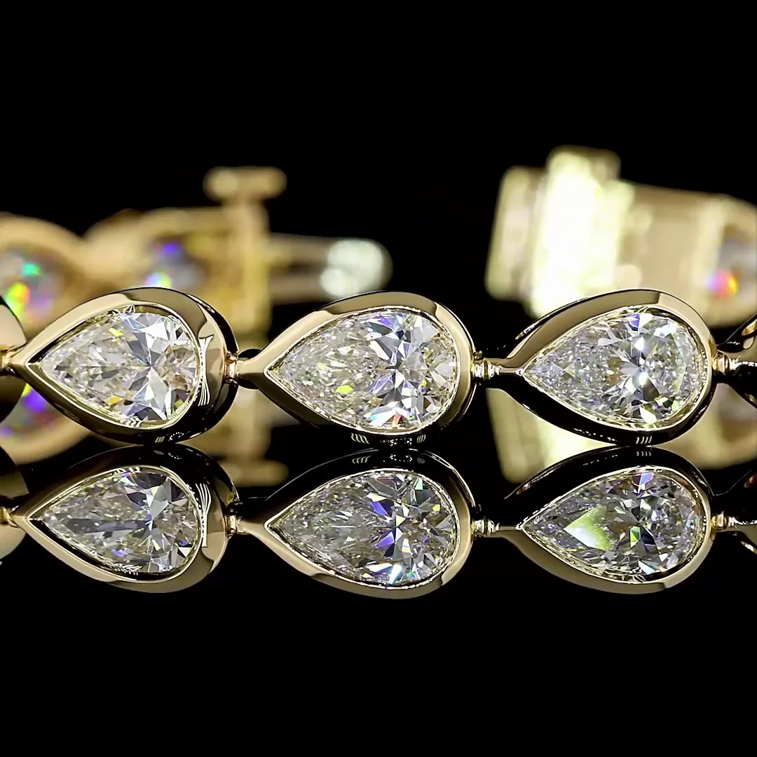 10.52 Cts 14k Yellow Gold Pear Shape Tennis Bracelet - Image 2