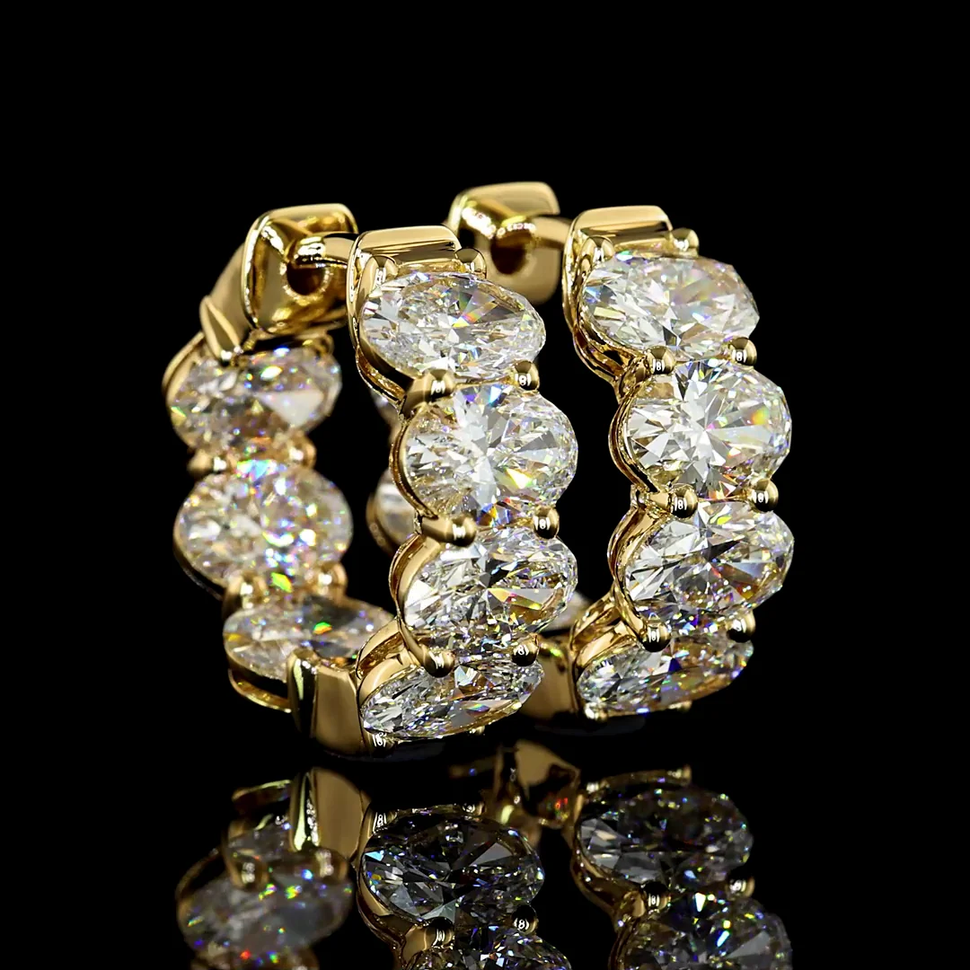 4.03 Cts 14k Yellow Gold Oval Shape Huggies Earring - Video