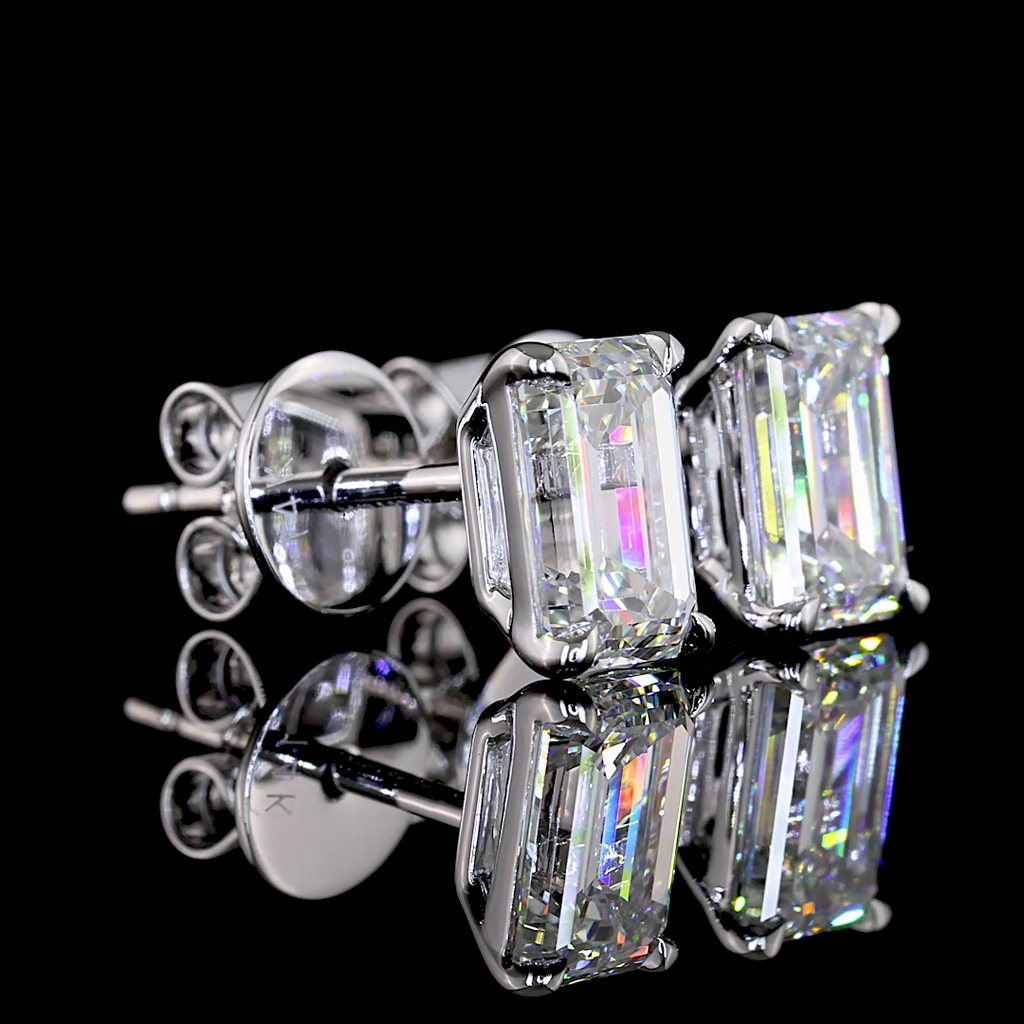 1.53 Cts 14k White Gold Emerald Shape Studs Earring - Image 3