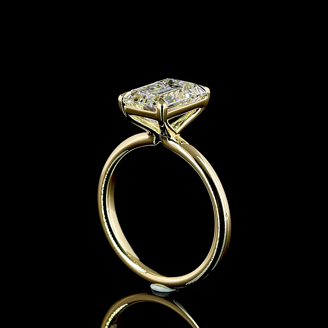 3.02 Cts 14k Yellow Gold Emerald Shape Solitaire Ring - Image 2