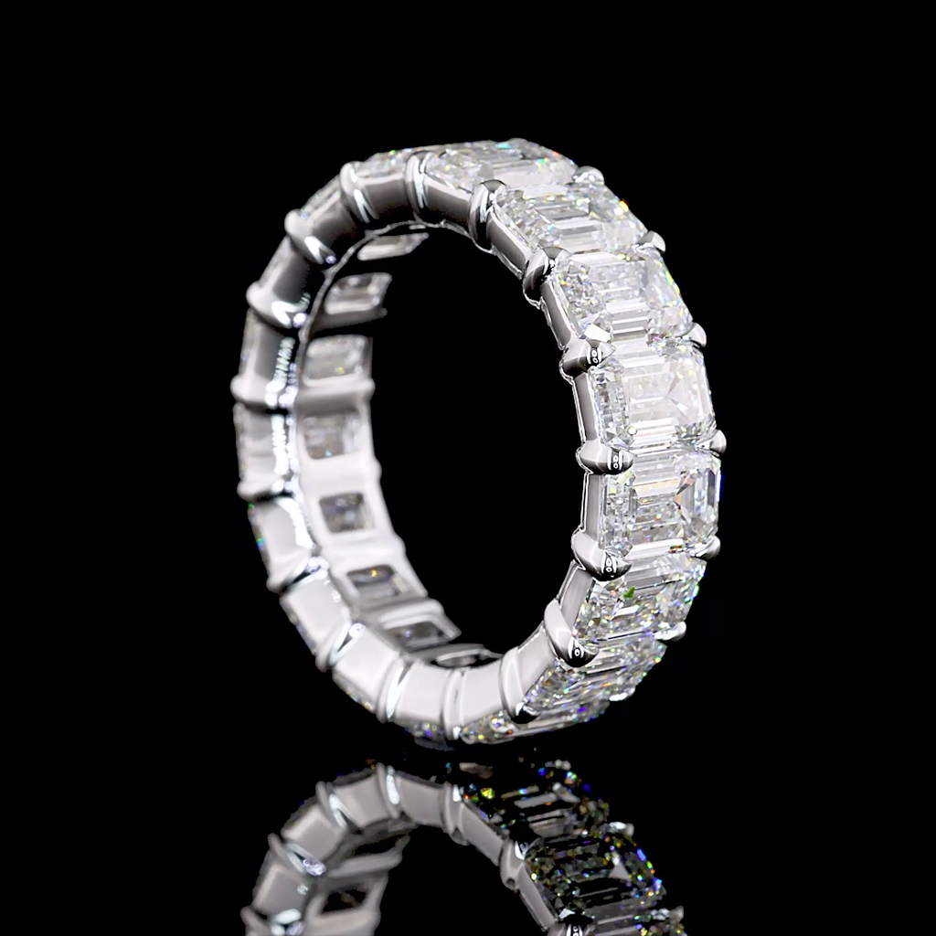 8.02 Cts 18k White Gold Emerald Shape Eternity Band Eternity Band - Image 2