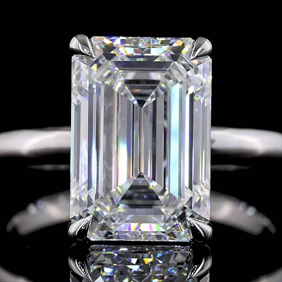 5.08 Cts 14k White Gold Emerald Shape Solitaire Ring - Image 3