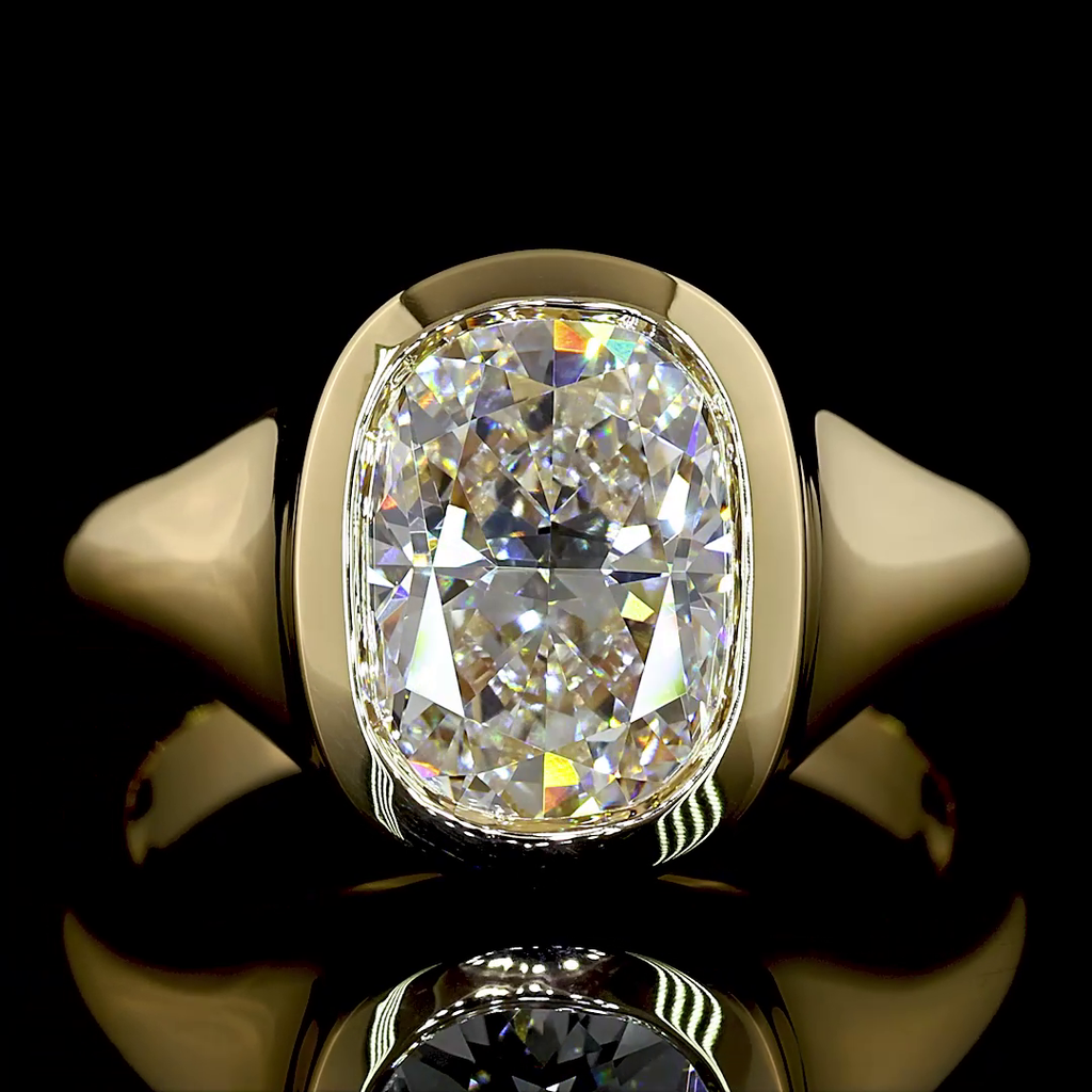 3.01 Cts 14k Yellow Gold Cushion Brilliant Shape Solitaire Ring - Image 3