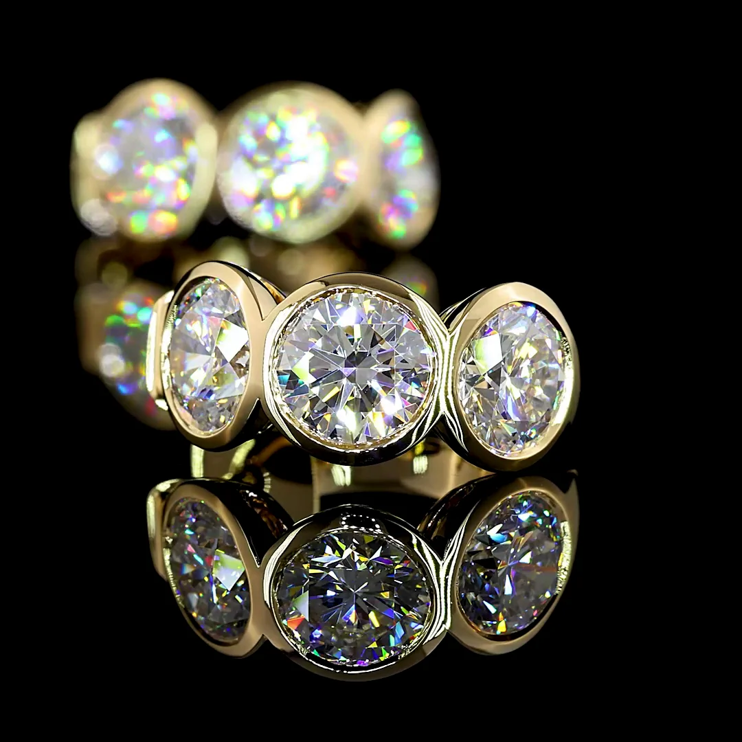 5.07 Cts 14k Yellow Gold Round Shape Huggies Earring - Image 4