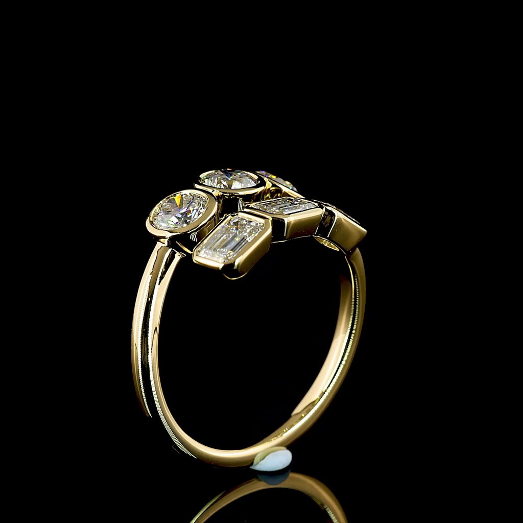 1.78 Cts 14k Yellow Gold Emerald Shape Special Eternity Band - Image 2