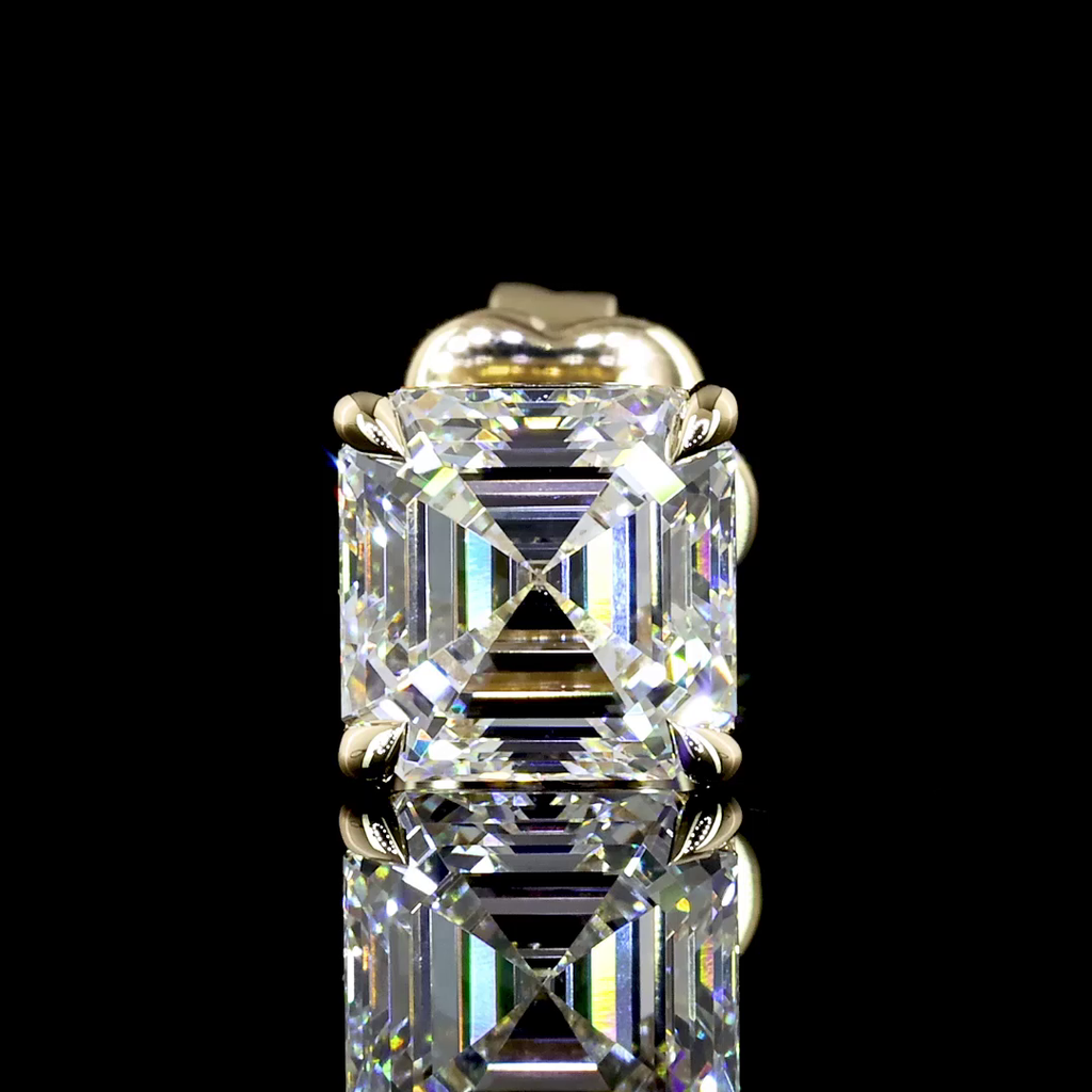 2.4 Cts 14k Yellow Gold Asscher Shape Studs Earring - Image 2