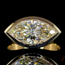 2.5 Cts 18k Yellow Gold Marquise Shape Solitaire Ring - Image 3