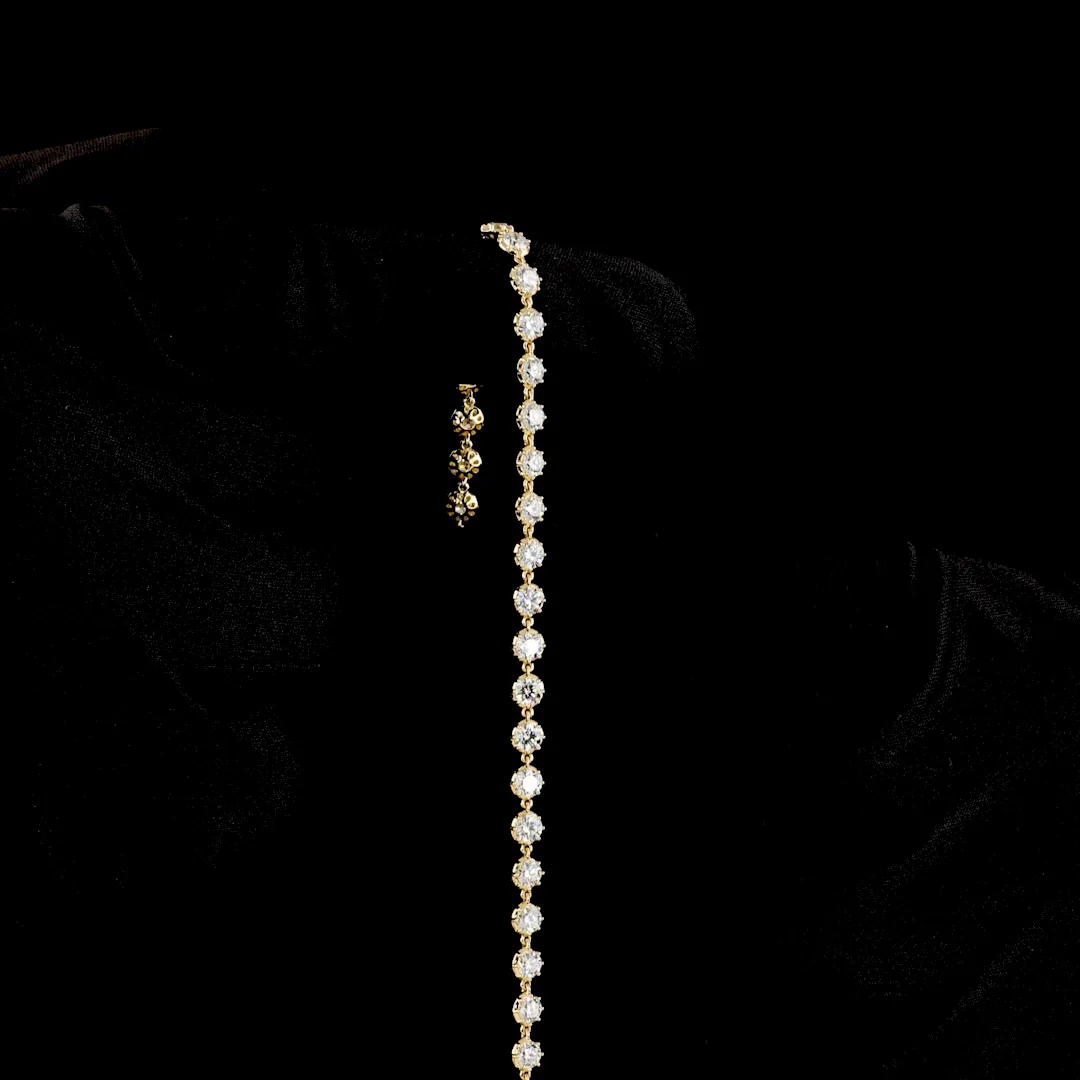 4.1 Cts 18k Yellow Gold Round Shape Station Bracelet - Image 3