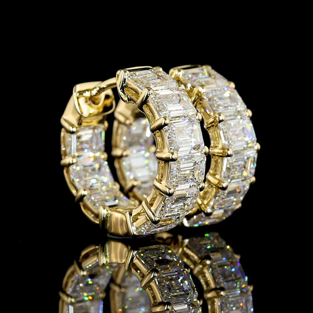 4.18 Cts 14k Yellow Gold Emerald Shape Huggies Earring - Image 3