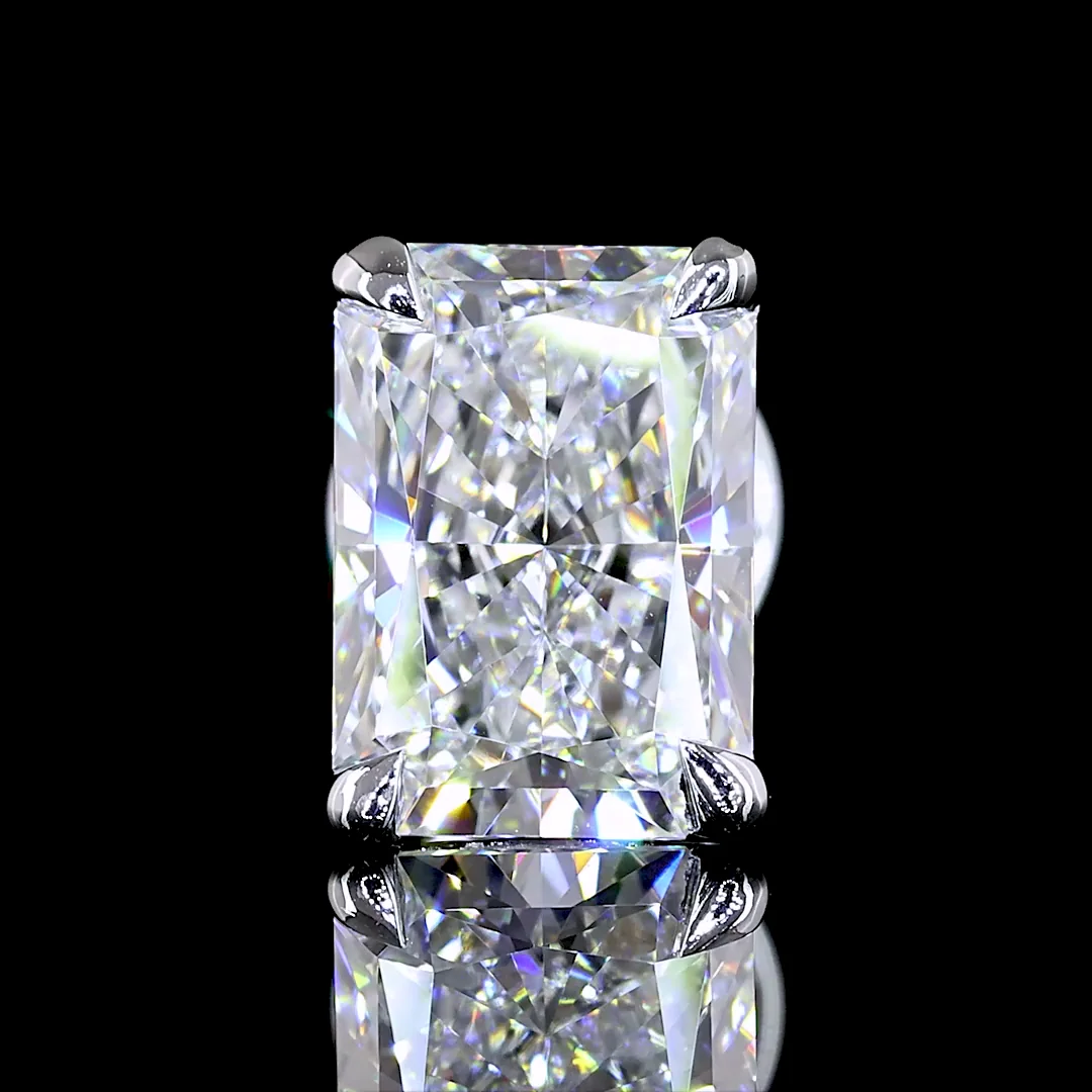 1.91 Cts 14k White Gold Radiant Shape Studs Earring - Image 3