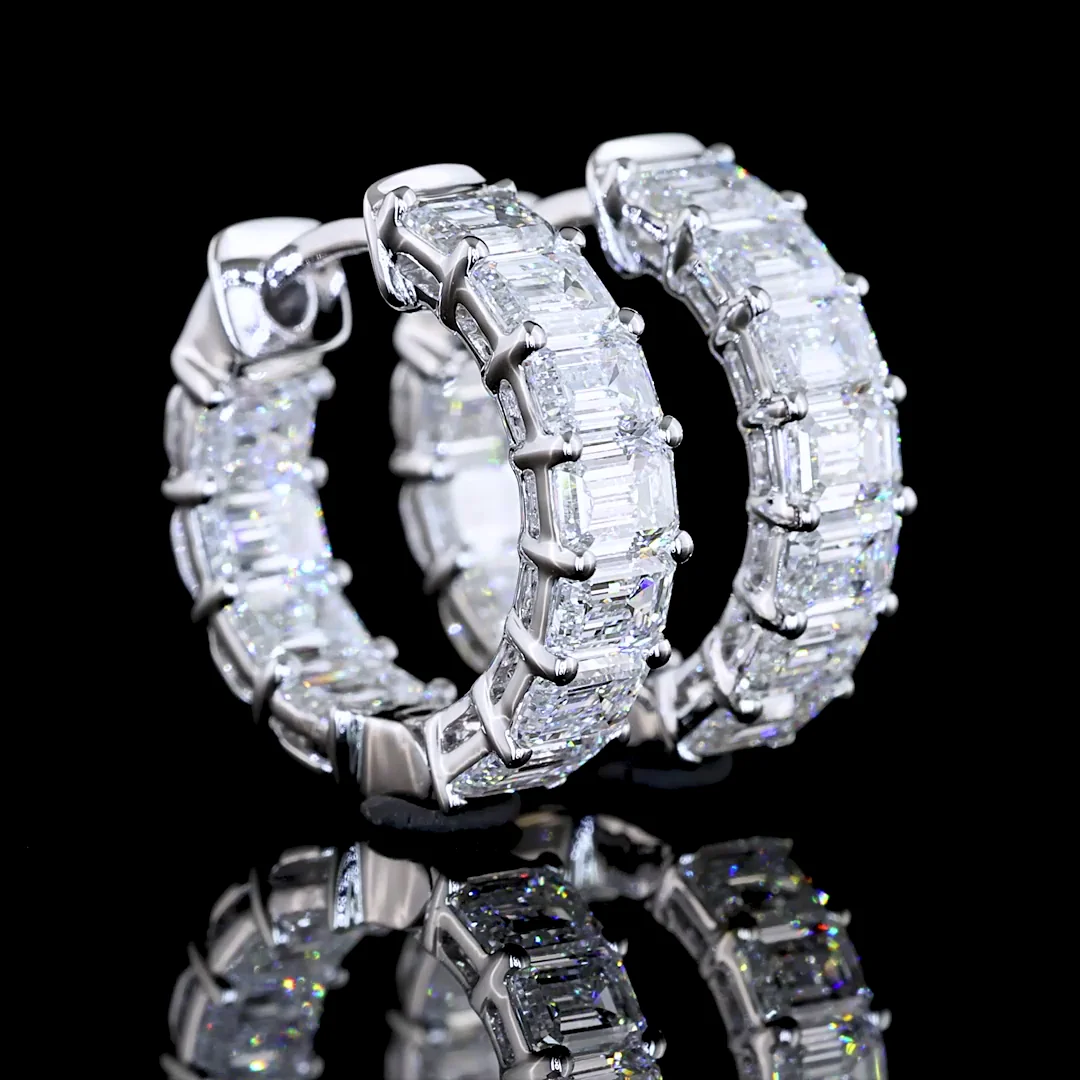 2.54 Cts 14k White Gold Emerald Shape Huggies Earring - Video