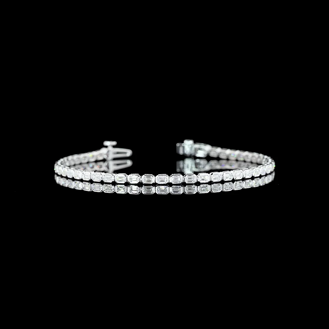 2.42 Cts 14k White Gold Emerald Shape Tennis Bracelet - Video