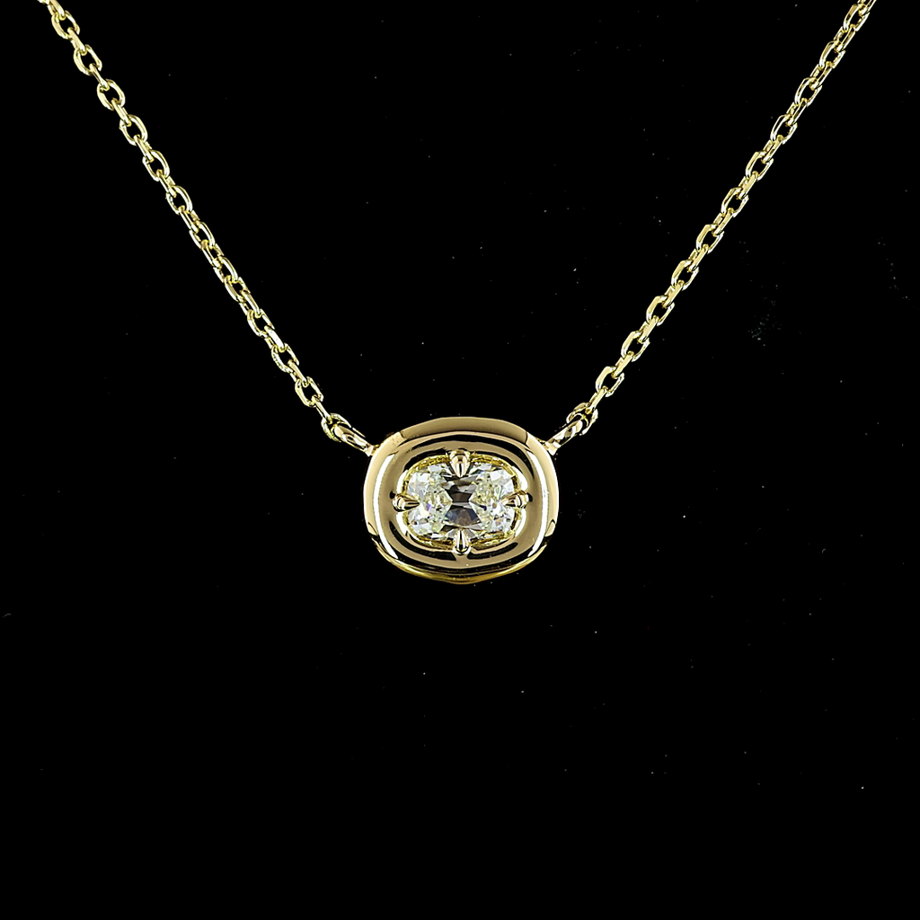 0.25 Cts 14k Yellow Gold Antique Cushion Shape Solitaire Pendant - Image 3