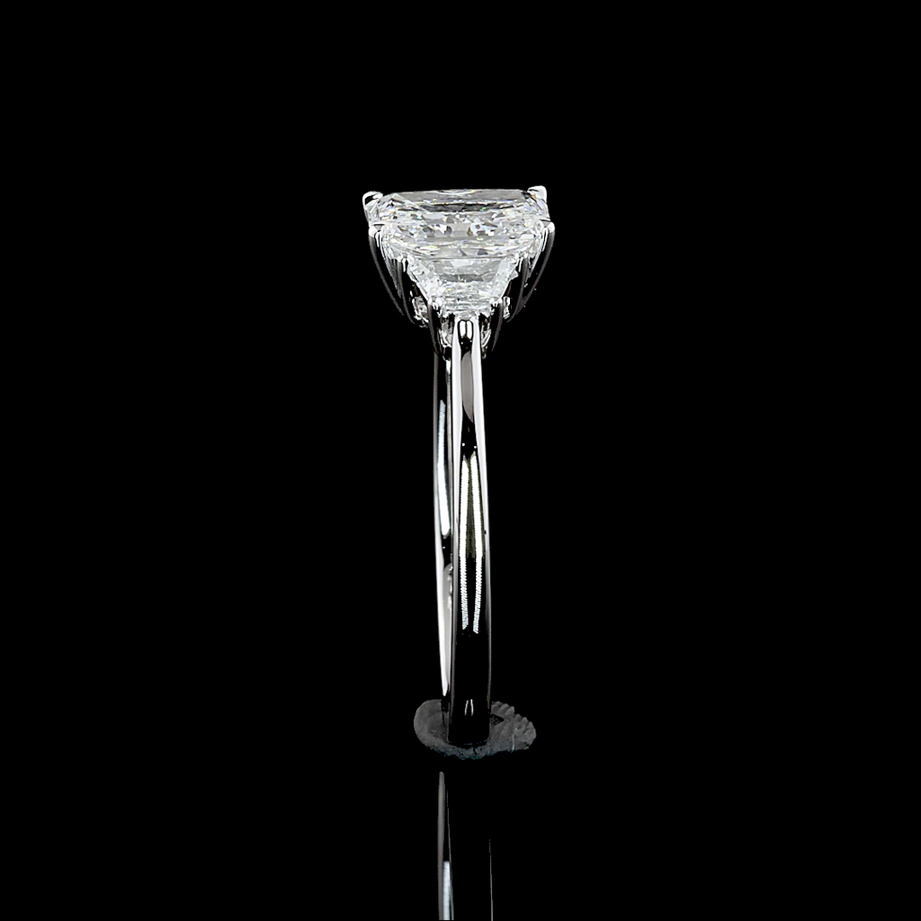 1.34 Cts 14k White Gold Radiant Shape 3 Stones Ring - Image 4
