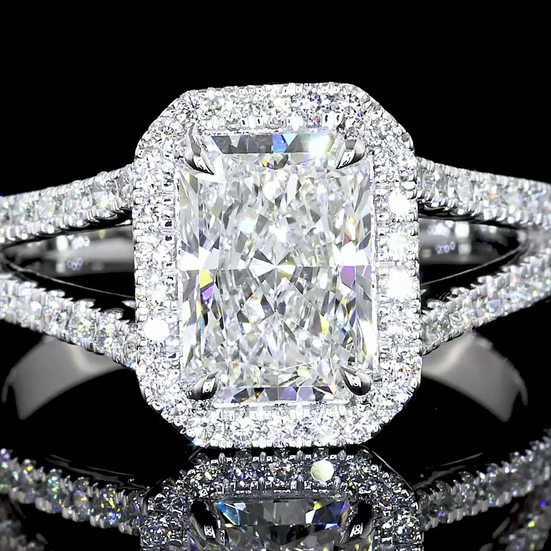 2.6 Cts 14k White Gold Radiant Shape Split Shank Ring - Image 2