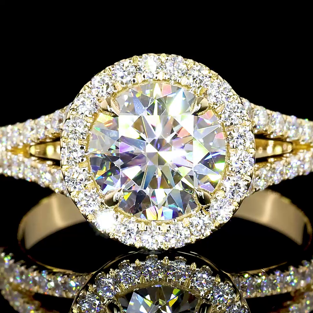 2.02 Cts 14k Yellow Gold Round Shape Split Shank Ring - Image 2