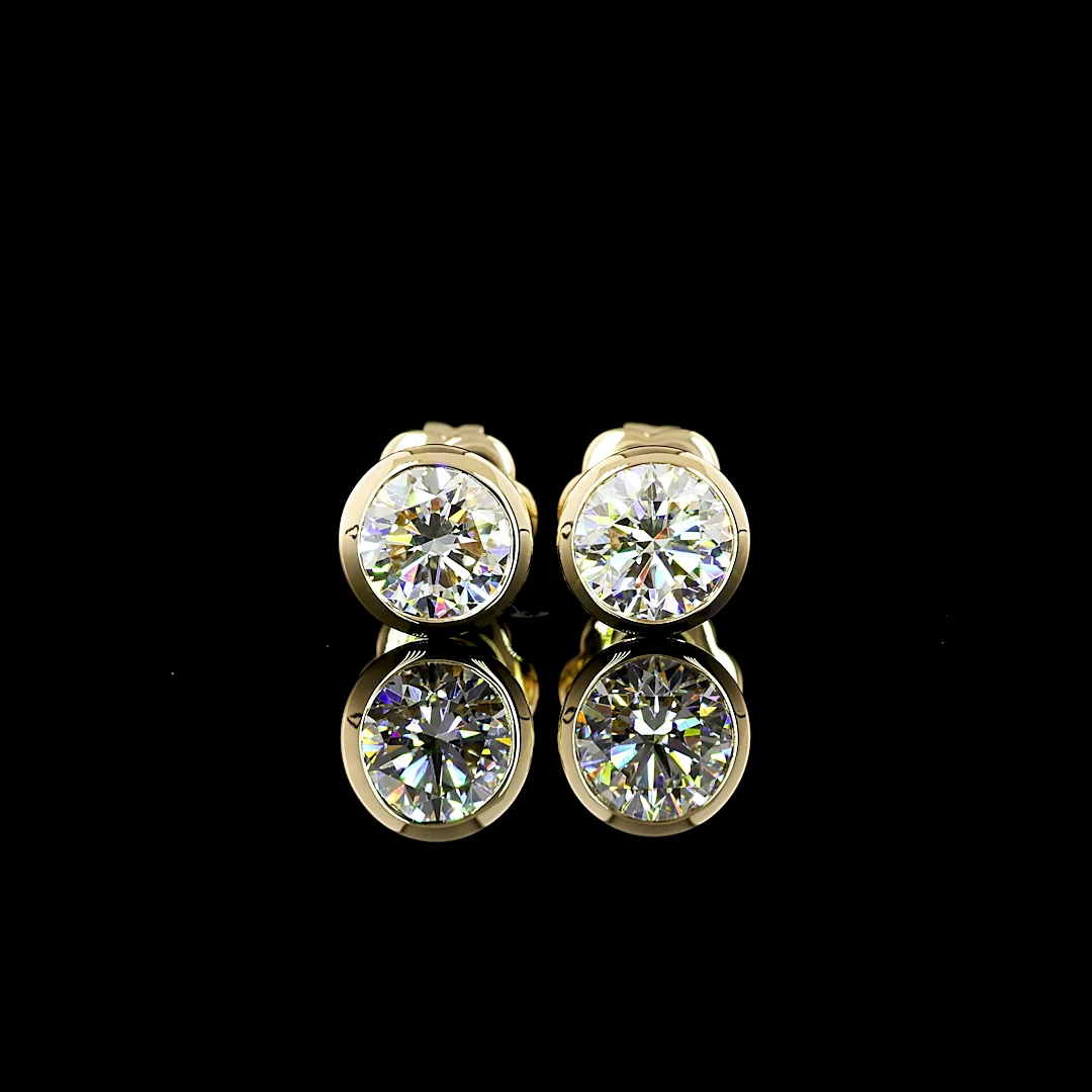 1.49 Cts 14k Yellow Gold Round Shape Studs Earring - Image 2