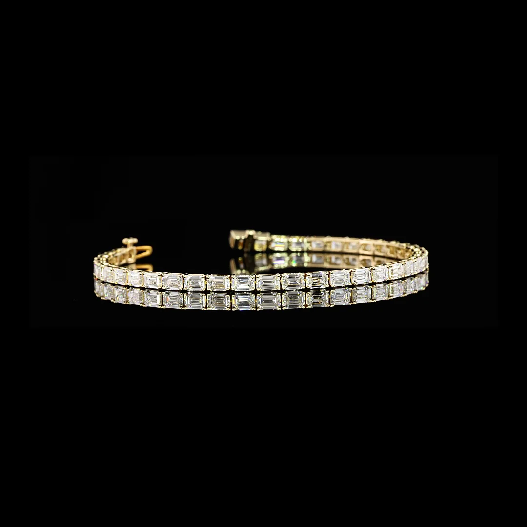 6.98 Cts 14k Yellow Gold Emerald Shape Tennis Bracelet - Video