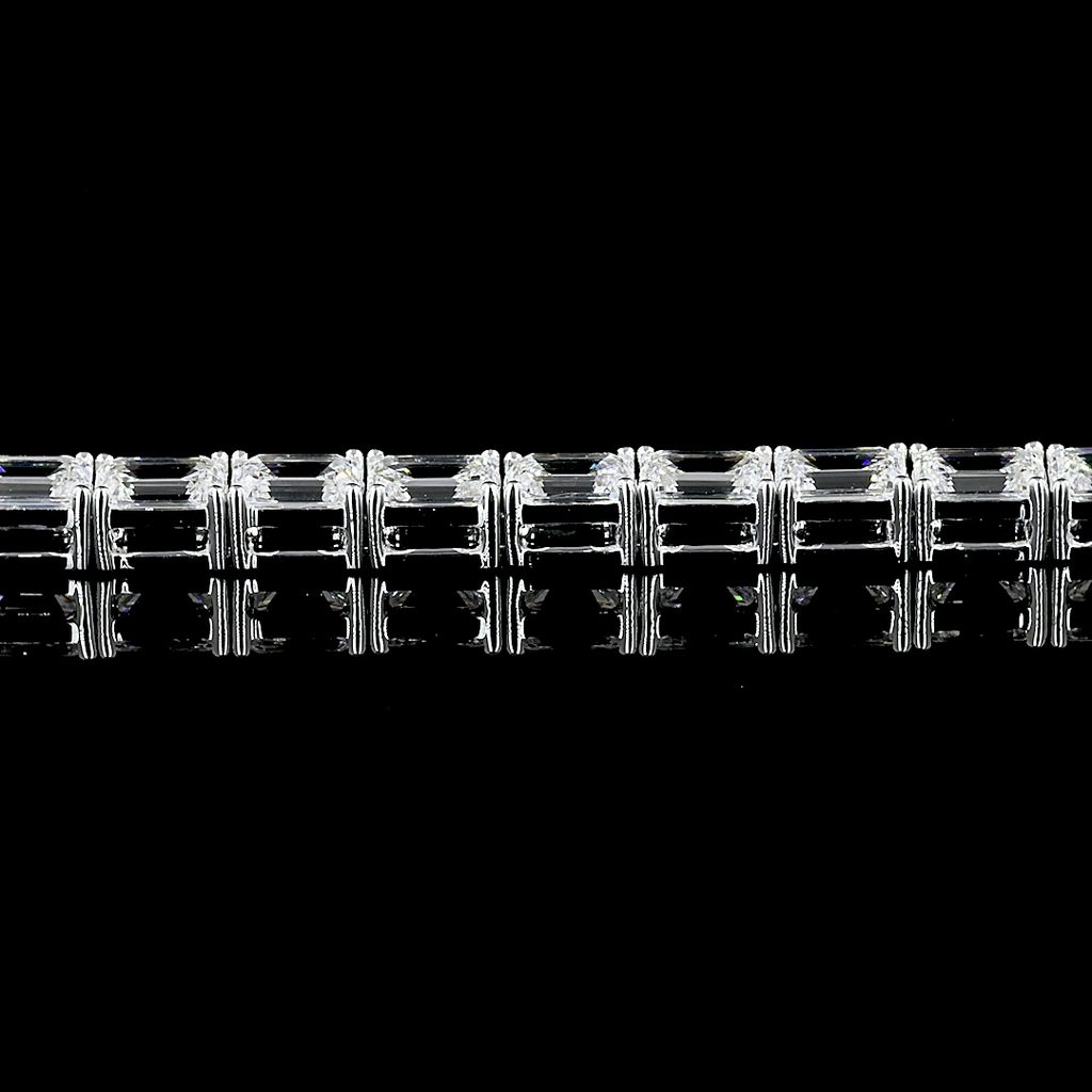 6.9 Cts 14k White Gold Emerald Shape Tennis Bracelet - Image 4