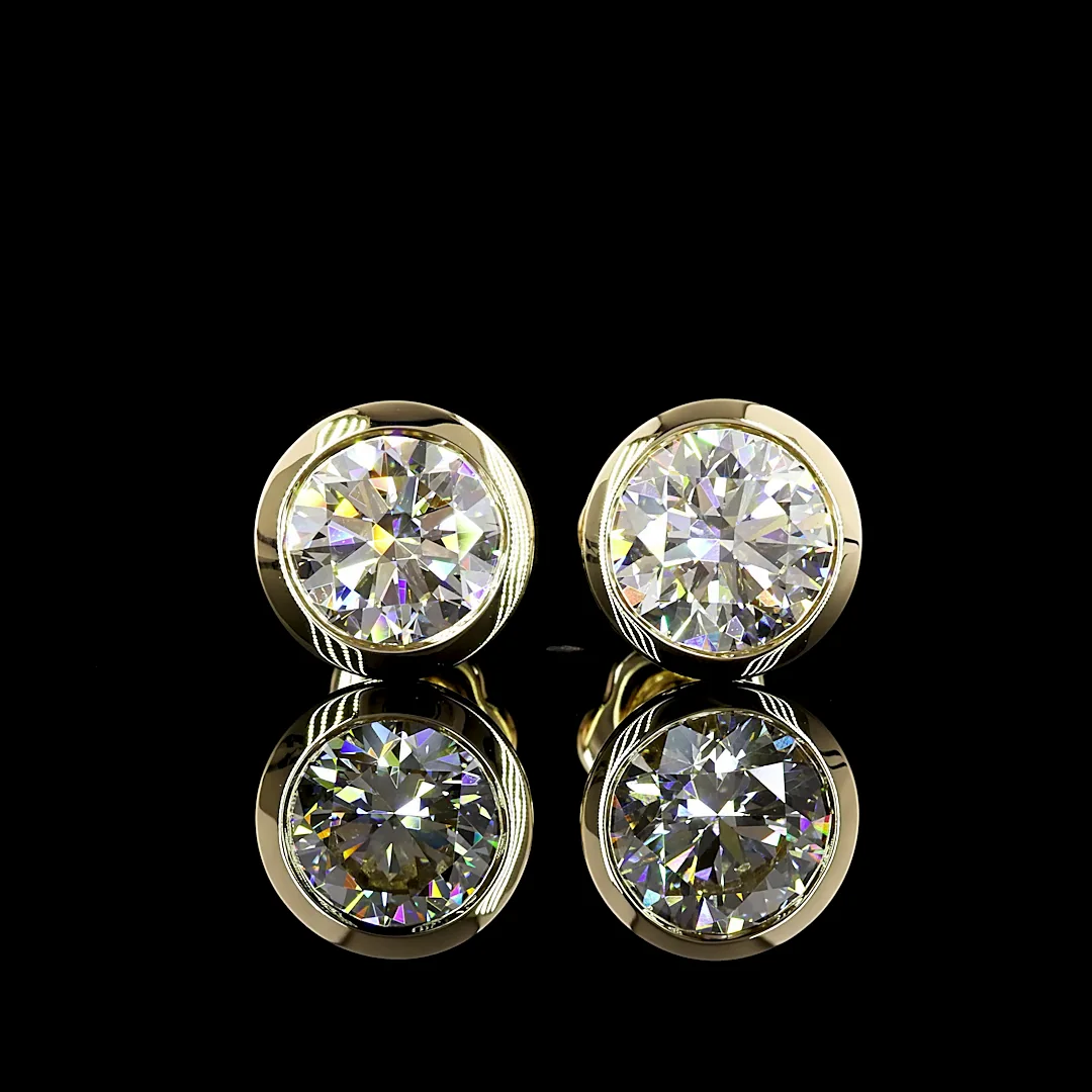 3.02 Cts 14k Yellow Gold Round Shape Studs Earring - Image 2