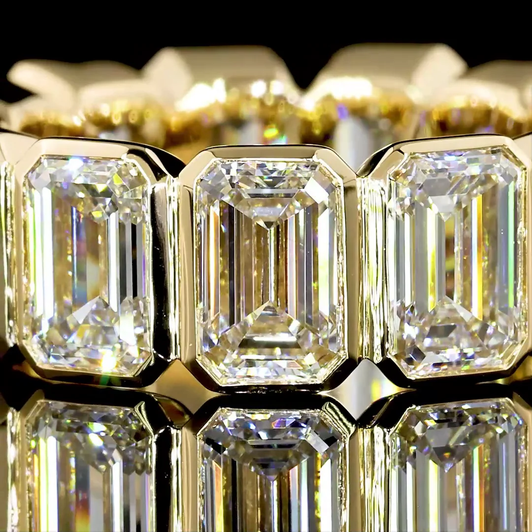 8.12 Cts 18k Yellow Gold Emerald Shape Eternity Band Eternity Band - Image 2