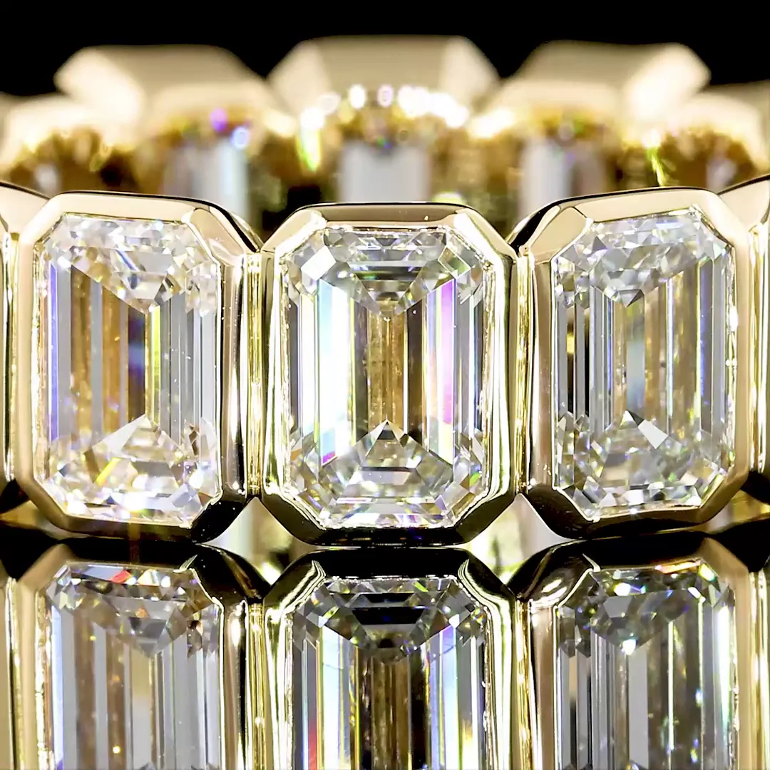 8.66 Cts 18k Yellow Gold Emerald Shape Eternity Band Eternity Band - Image 2