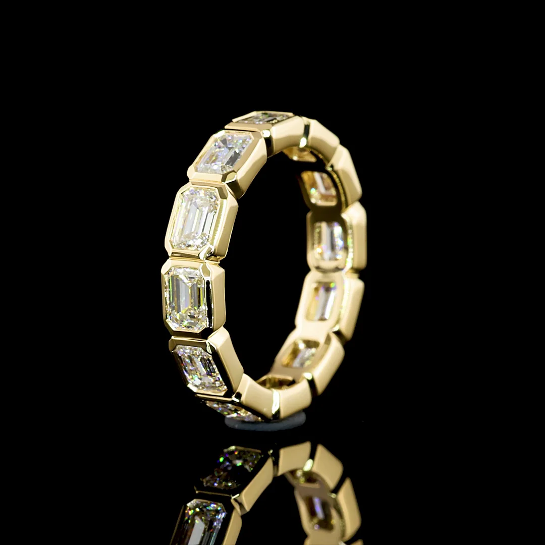 2.98 Cts 14k Yellow Gold Emerald Shape Eternity Band Eternity Band - Image 4