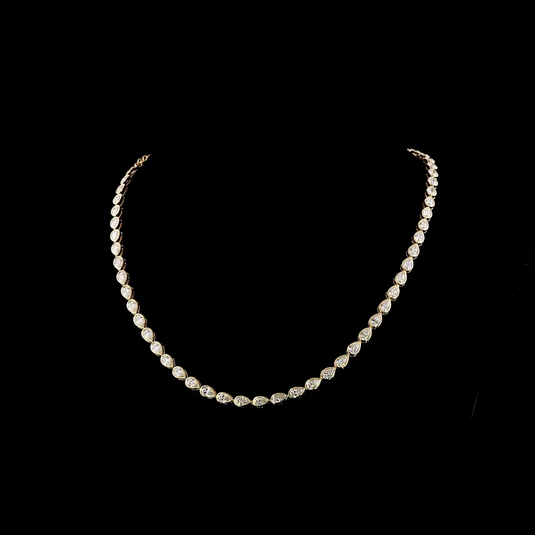 11.86 Cts 14k Yellow Gold Pear Shape Tennis Necklace - Video