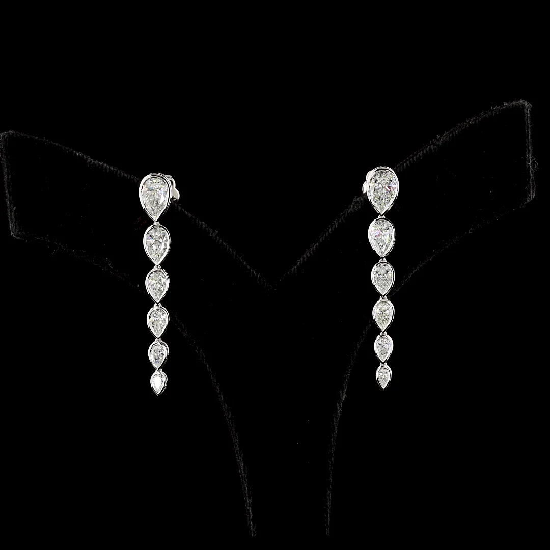 2.88 Cts 14k White Gold Pear Shape Hanging Earring - Video