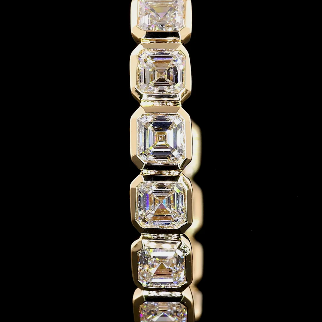 4.06 Cts 14k Yellow Gold Asscher Shape C Hoops Earring - Image 3