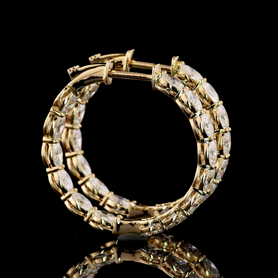 3.03 Cts 14k Yellow Gold Oval Shape Hoops Earring - Video