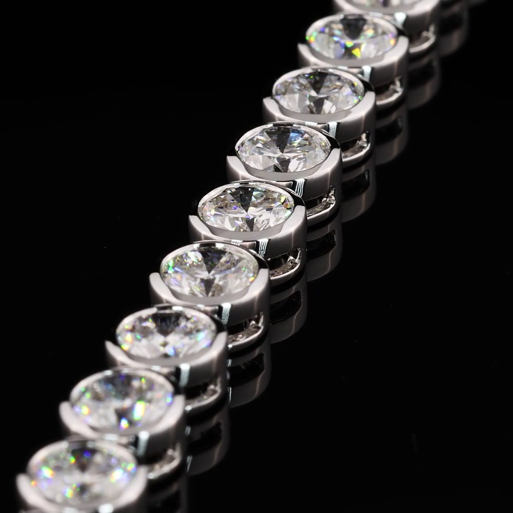 10.17 Cts 14k White Gold Round Shape Tennis Bracelet - Image 3